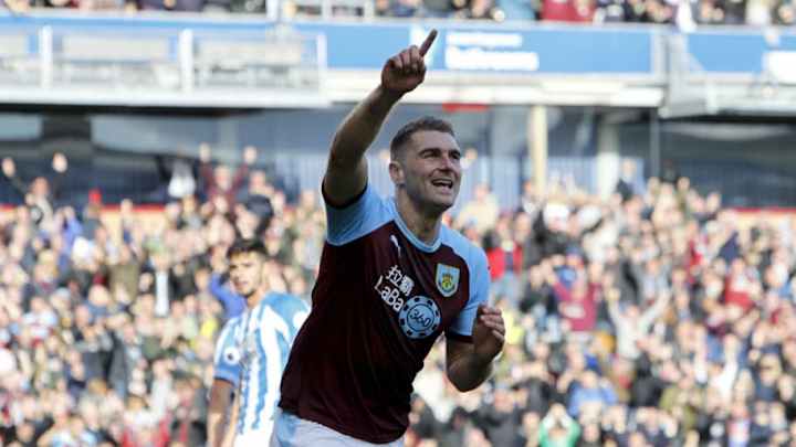 Burnley Signs Peter Crouch, Sends Sam Vokes to Stoke City
