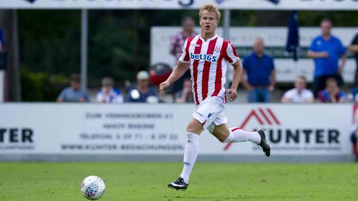 Wolves Seek Matt Doherty Cover With Talks Underway With Stoke Over Move for Moritz Bauer