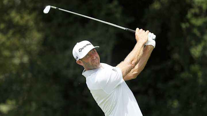 Dustin Johnson Has Routine Knee Surgery, Eyes a Fall Return