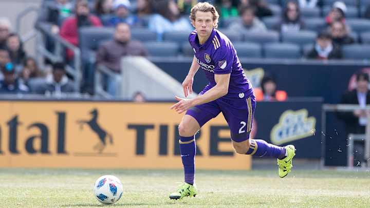 Former USMNT Defender Jonathan Spector Signs With Scottish Club Hibernian
