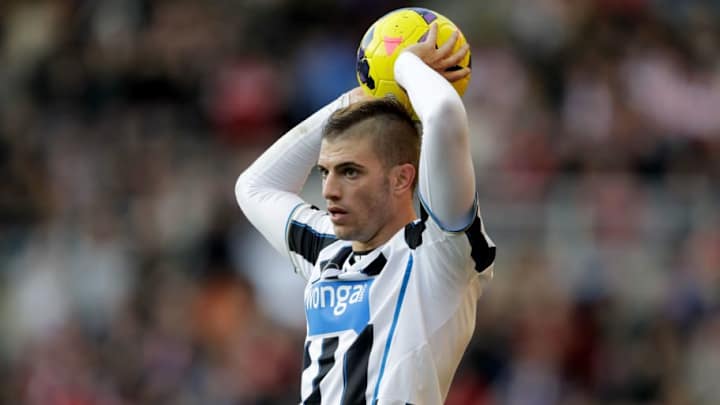 Former Newcastle Defender Davide Santon Says Rafa Benitez Can Take Magpies 'to the Next Phase'