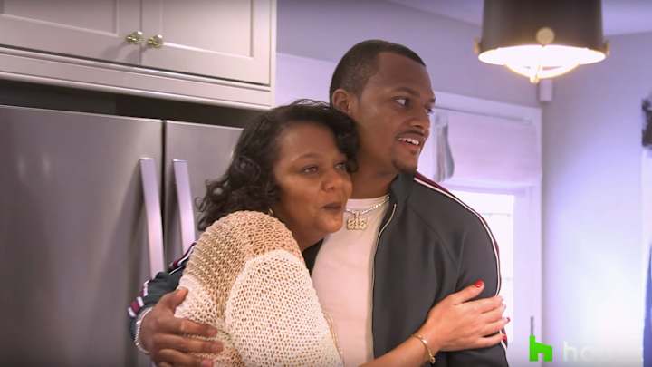 Watch: Texans' Deshaun Watson Surprises Mom With House Renovations Watch: Texans' Deshaun Watson Surprises Mom With House Renovations
