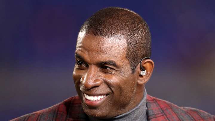 Shilo Sanders, Three-Star Recruit and Son of Deion, Commits to South Carolina Shilo Sanders, Three-Star Recruit and Son of Deion, Commits to South Carolina