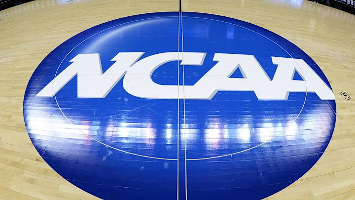 D-II Basketball Player Says Dismissal From Team Due to Dreadlocks D-II Basketball Player Says Dismissal From Team Due to Dreadlocks