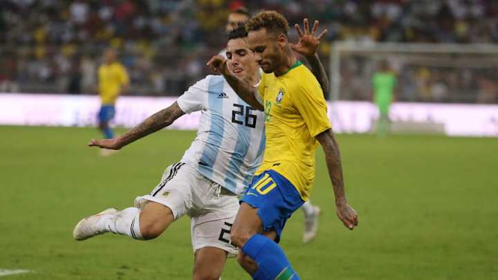 Renzo Saravia: "Me ha costado marcar más a Messi que a Neymar"