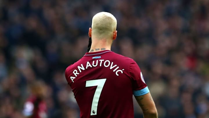 Chris Sutton Believes Marko Arnautovic Is the Striker Chelsea Should be Aiming for