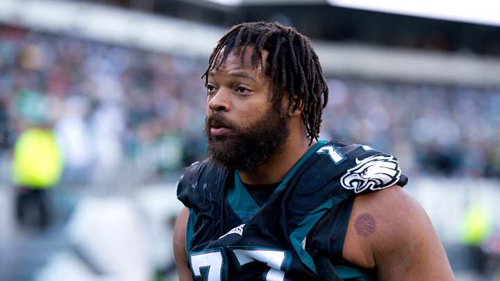 Report: Eagles to Trade Defensive End Michael Bennett to Patriots Report: Eagles to Trade Defensive End Michael Bennett to Patriots