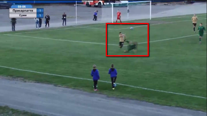 Vídeo | La falta más violenta de la temporada