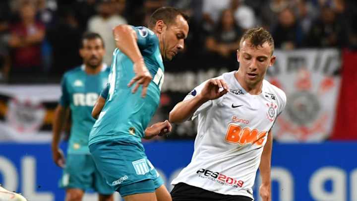 El increíble elogio de Mourinho a Marcelo Díaz tras el Corinthians-Racing