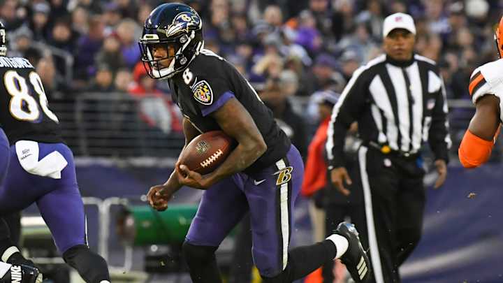 Aaron Rodgers' Advice to Lamar Jackson: 'Slide a Little Bit'