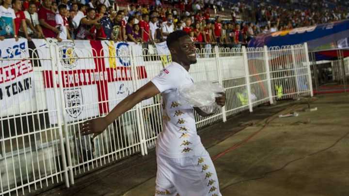 Caleb Ekuban's Agent Says Trabzonspor 'Will Buy' Him From Leeds After Impressive Loan Spell Caleb Ekuban's Agent Says Trabzonspor 'Will Buy' Him From Leeds After Impressive Loan Spell