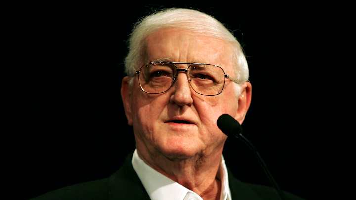 Sports World Reacts to Death of Sports Illustrated Golf Writing Legend Dan Jenkins Sports World Reacts to Death of Sports Illustrated Golf Writing Legend Dan Jenkins