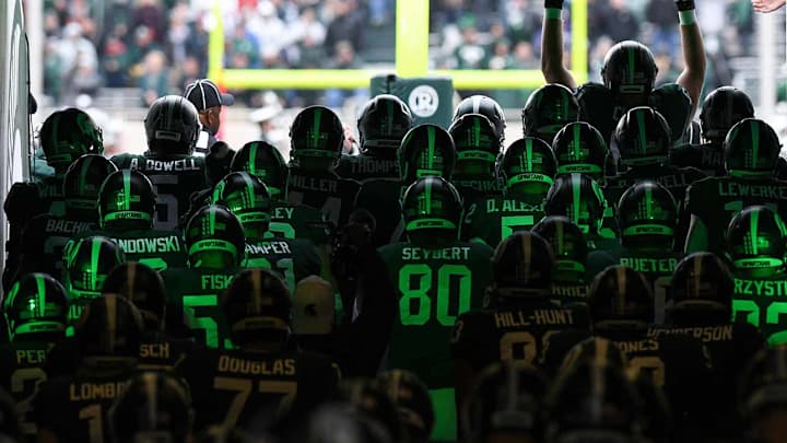 The Double-Edged Sword of the Transfer Portal The Double-Edged Sword of the Transfer Portal