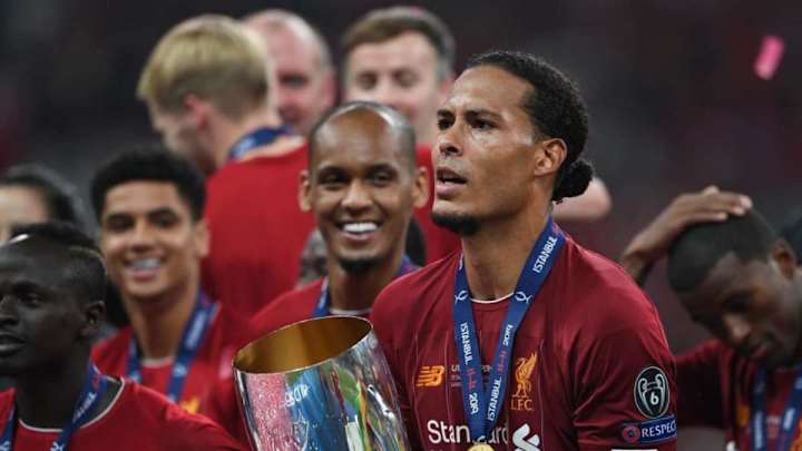 Van Dijk reveló qué le dijo a Adrián antes de la tanda de penaltis