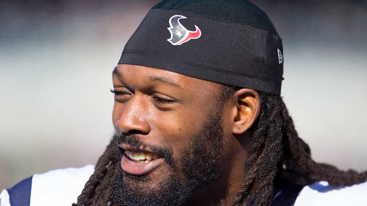 NFL Rumors: Texans Jadeveon Clowney Meets With Dolphins Staff NFL Rumors: Texans Jadeveon Clowney Meets With Dolphins Staff