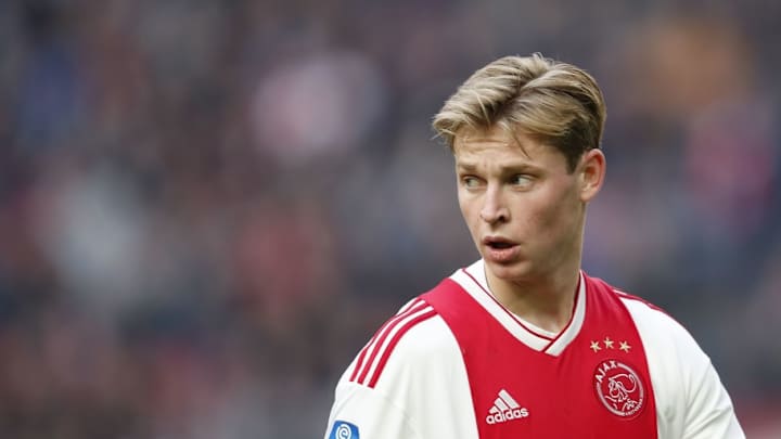 Frenkie de Jong Reveals Why He Picked Barcelona Over Other High-Flying Suitors Frenkie de Jong Reveals Why He Picked Barcelona Over Other High-Flying Suitors