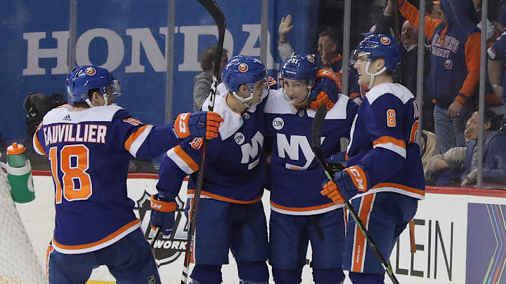 Valtteri Filppula Lifts Surging Islanders Past Blues 2-1 in Overtime