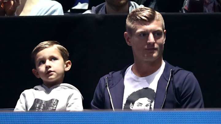 Toni Kroos presentó a su tercer hijo en las redes sociales