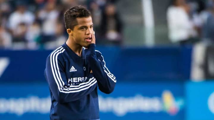 LA Galaxy reduciría el salario de Giovani Dos Santos