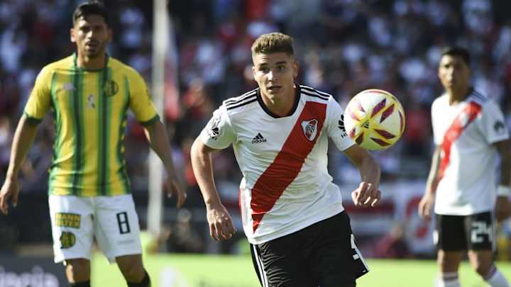 Árbitros, horarios y TV de la ida de los octavos de final de la Copa de la Superliga de Argentina