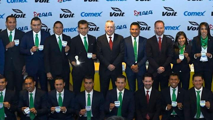 Los dos nuevos árbitros mexicanos que recibieron el gafete FIFA