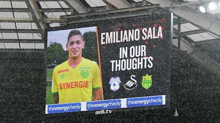 Underwater Searches to Be Launched for Emiliano Sala and Pilot After Official Efforts Are Called Off