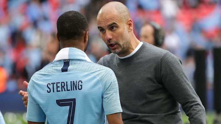 Sterling y Guardiola crean un momento cómico en el entrenamiento del ManchesCity