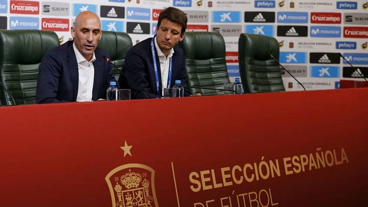 RFEF President Luis Rubiales Confirms La Liga Will Not Play Monday Night Games Next Season RFEF President Luis Rubiales Confirms La Liga Will Not Play Monday Night Games Next Season