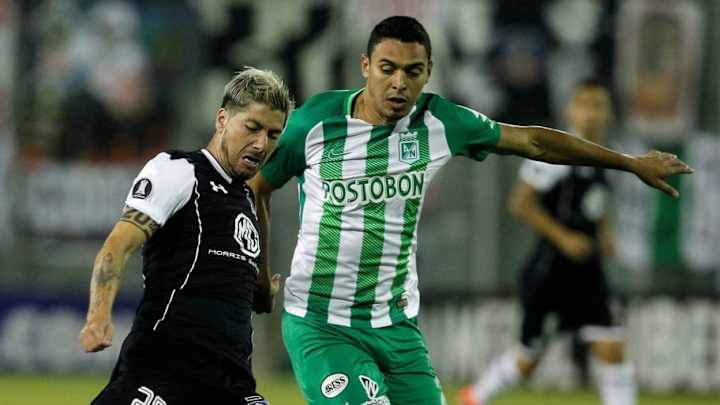 Bocanegra estaría cerca de renovar su contrato