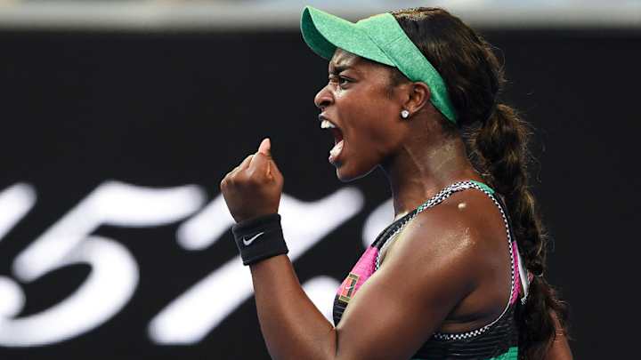 Sloane Stephens Survives Tight Match to Advance at Australian Open