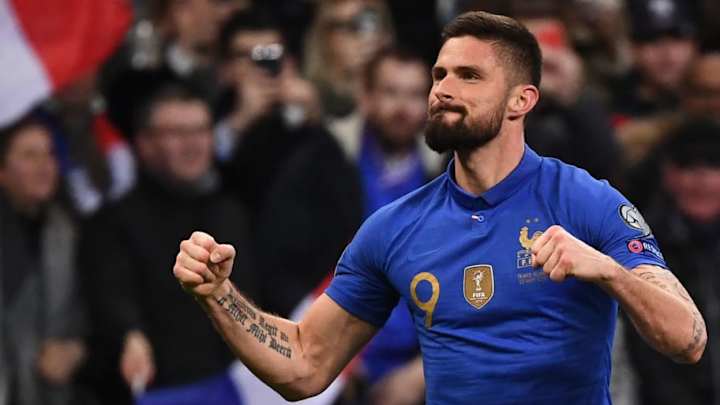 Olivier Giroud Insists Exit Rumours Blown Out of Proportion & Hints at Possible Chelsea Stay Olivier Giroud Insists Exit Rumours Blown Out of Proportion & Hints at Possible Chelsea Stay