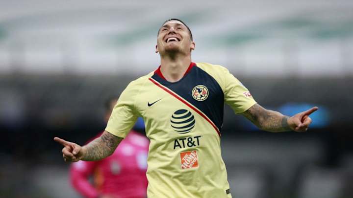Nico Castillo se estrena como goleador americanista con doblete ante Lobos