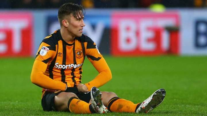 Angus Macdonald, jugador del Hull City, fue diagnosticado con cáncer de intestino