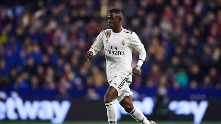 Mejor que Vinícius no vaya a la selección, todavía tiene que madurar