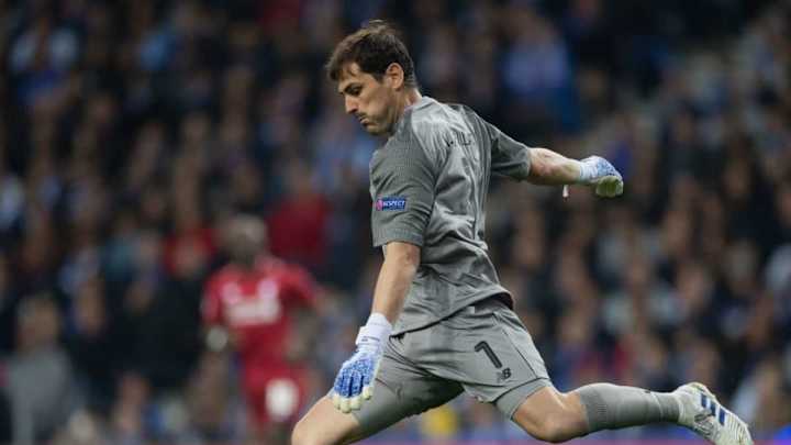 El Porto inscribe a Casillas en la Liga portuguesa El Porto inscribe a Casillas en la Liga portuguesa