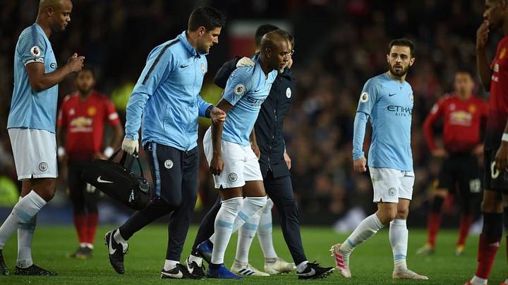 Fernandinho Sent for Scan on Injured Knee Sustained in Man City's Win Over Man Utd