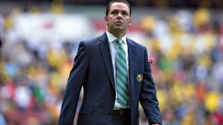 Santiago Baños explotó contra los árbitros tras el partido ante Tigres