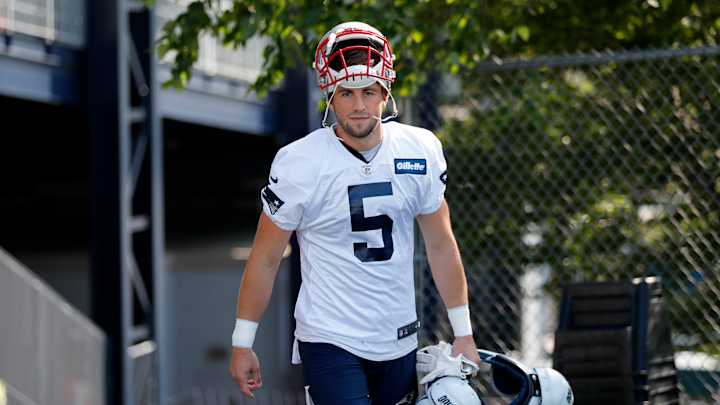 Report: Patriots Waive QB Danny Etling After Failed Conversion to Wide Receiver
