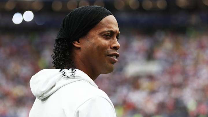 WATCH: Ronaldinho Dazzles With Sensational Beach Soccer Hat Trick WATCH: Ronaldinho Dazzles With Sensational Beach Soccer Hat Trick