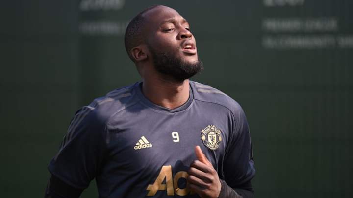 Romelu Lukaku Ordered to Delete Twitter Post Showing Manchester United's Fastest and Slowest Players