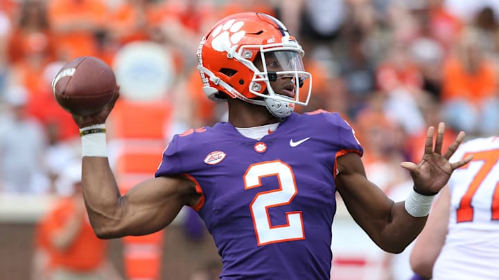 Dabo Swinney on Kelly Bryant's No Ring: 'Gotta Be on the Team to Get a Ring' Dabo Swinney on Kelly Bryant's No Ring: 'Gotta Be on the Team to Get a Ring'