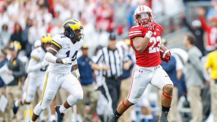 AP Top 25: Wisconsin Vaults Into Top 10, Michigan Plummets