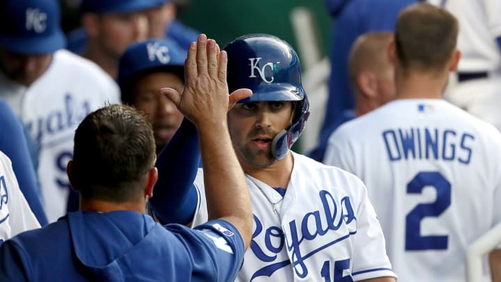 Whit Merrifield Extends Hitting Streak to Royals-Record 31 Games