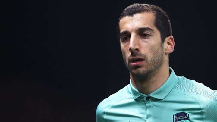 Arsenal Cut Wage Bill By £45m After Henrikh Mkhitaryan Leaves for Roma on Deadline Day