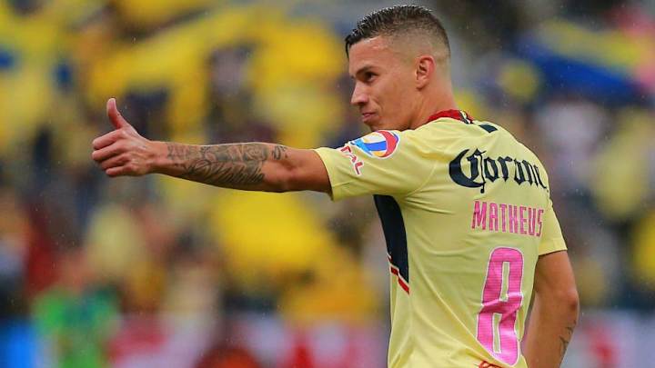 El emotivo detalle de Matheus Uribe con aficionado colombiano del América