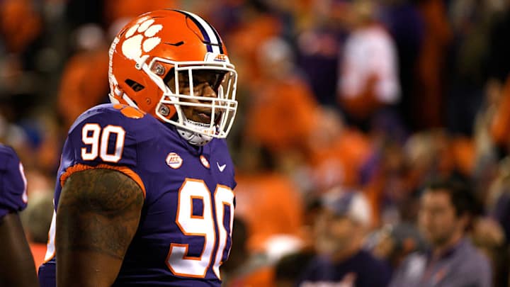 Report: Dexter Lawrence Suffers Apparent Leg Injury During 40-Yard Dash at NFL Combine
