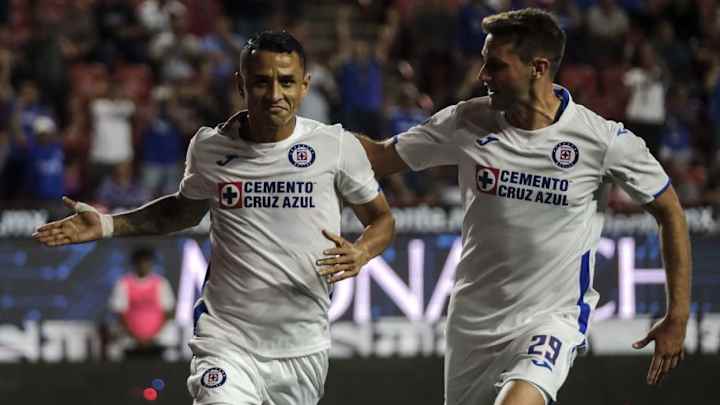 Las emotivas palabras de Santiago Giménez tras su debut con Cruz Azul en Liga MX