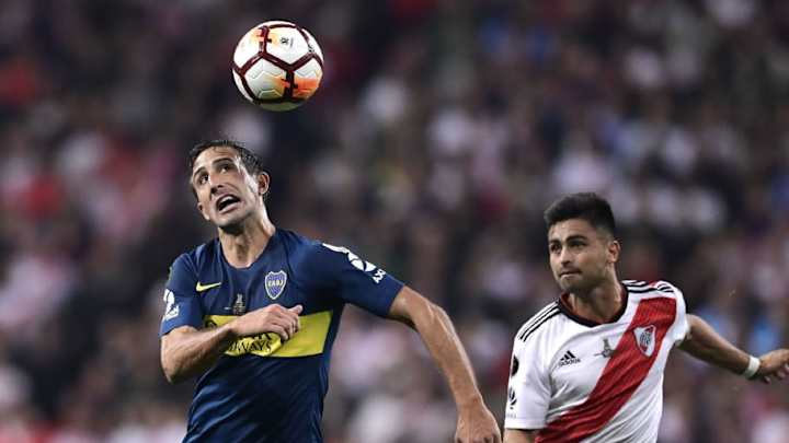 Carlos Izquierdoz dijo que Boca no está para ganar la Copa Libertadores y Burdisso le respondió