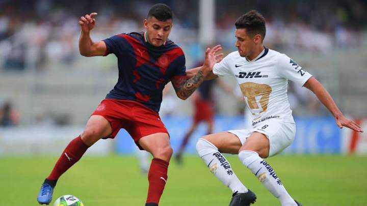 ​Benfica preguntó a Chivas por Alexis Vega