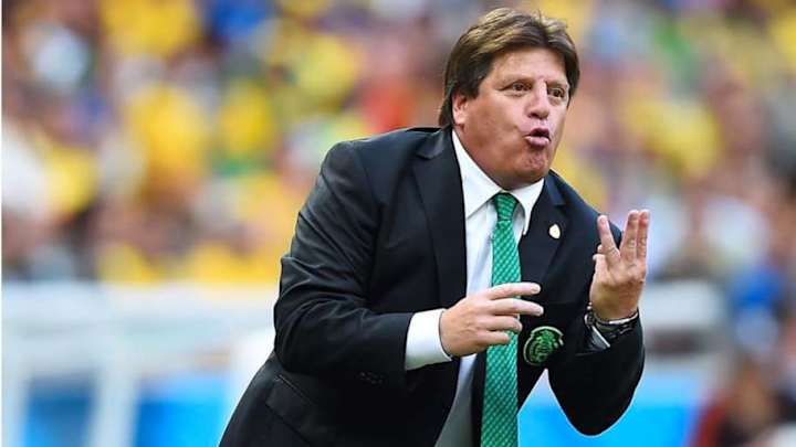 'Piojo' Herrera aseguró que Decio de María lloró cuando lo destituyó de la selección